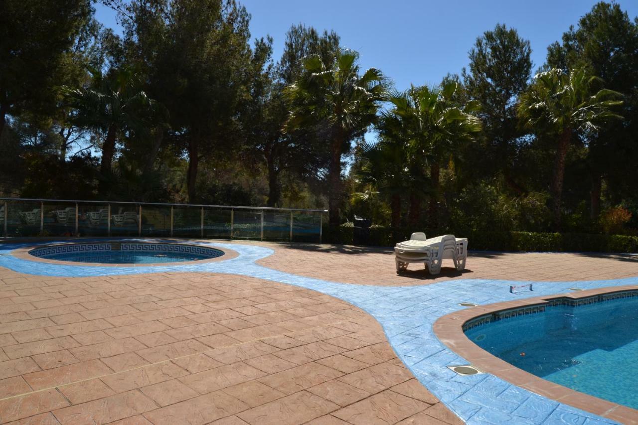 Lovely Familiar Apartment With Pool In Cap Salou Exterior photo